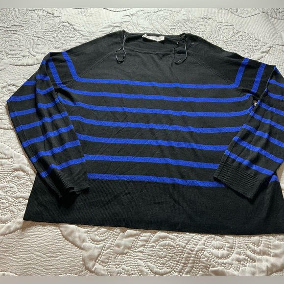Zara Black and Blue Crew Neck Sweater - Picture 3 of 7